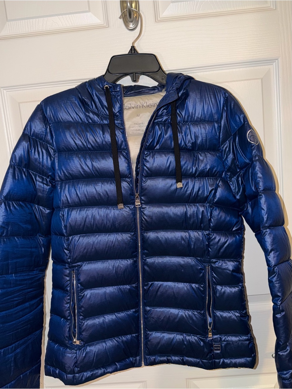 💙Calvin Klein Women’s Navy Puffer Jacket with Hood💙